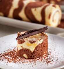 Torta marmoreada de tiramisu