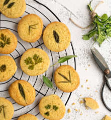 Galletas de parmesano y hierbas