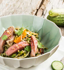 Glasnudelsalat mit Rindfleisch