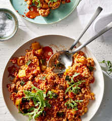 Mediterraner Sonnenweizensalat