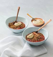 Apple, rhubarb and goji berry crumble with vanilla cashew cream