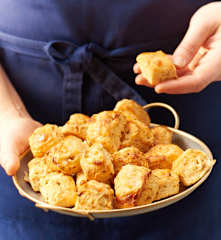 Miniscones au chorizo et au brebis basque