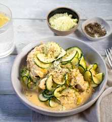 Lemon pepper chicken with zoodles (Thermomix® Spiralizer, using modes)