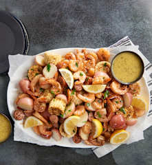 Cajun Shrimp Steamer with Garlic Butter