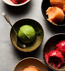 Dondurulmuş Meyveli Sorbe