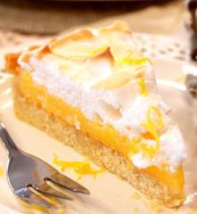 Tarta cytrynowa z pianą z białek