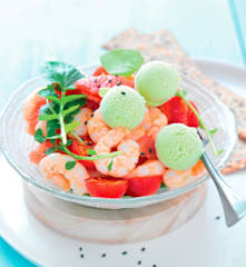 Salade pamplemousse-crevettes, glace au wasabi