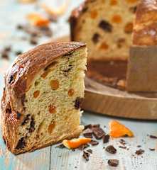 Panettone s čokoládou a pomerančem
