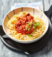 Cremig-rauchige Paprika-Bolognese (vegan)
