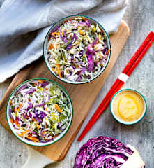 Arroz basmati con verduras y salsa de almendras