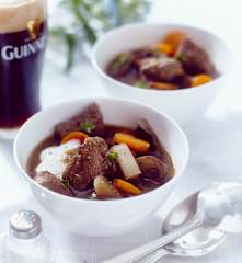 Rindergulasch mit Starkbier