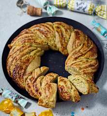 Käse-Kräuter-Striezel