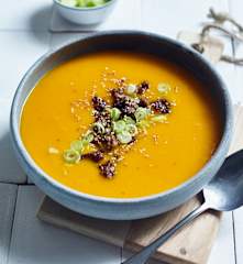 Kürbissuppe mit Hack