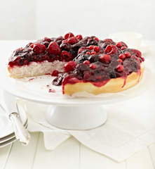 Reistorte mit Roter Grütze
