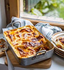 Lasagne de bœuf aux artichauts et à la scamorza
