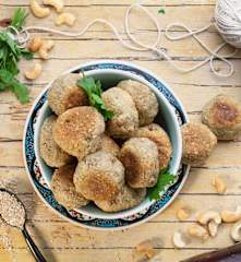 Crocchette di melanzane agli anacardi e sesamo