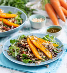 Sałatka z komosą ryżową, młodą marchewką i soczewicą