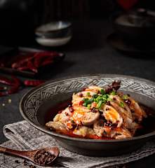 红油鸡片