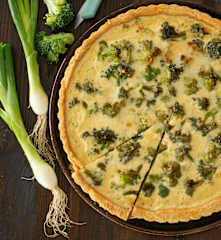 Κις με μπρόκολο και μπέικον