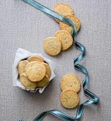 Walnut and blue cheese shortbread