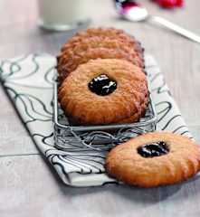 Cukroví s rybízovým puntíkem