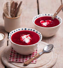 Barszcz czerwony z mięsem