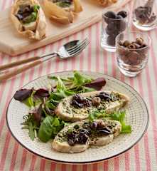 Spada alle erbe con olive
