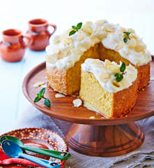 Pastel de tres leches con rompope