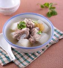 蘿蔔排骨湯