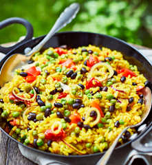 Bunte Gemüsepaella