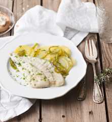 Rodaballo con patatas panadera