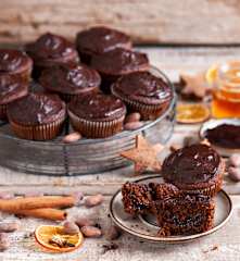 Tam Buğday, Zencefil ve Kahveli Muffinler