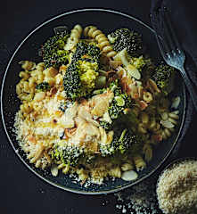 One pot pasta brocolis-amandes