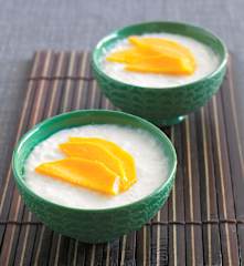 Arroz-doce com leite de coco e manga