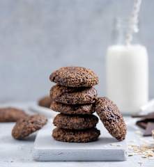 Ovesné sušenky s čokoládou a banánem