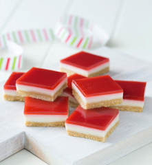Strawberry jelly slice