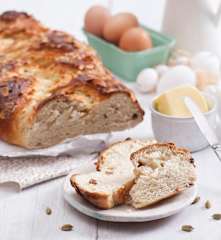 Chałka z kardamonem