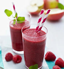 Frambuazlı ve Yeşil Çaylı Smoothie