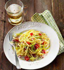 Porree-Spätzle-Salat