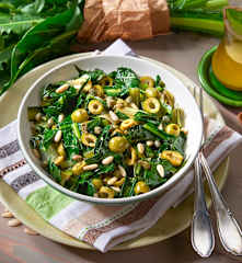 Catalogna con olive e capperi