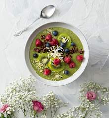 Green smoothie bowl