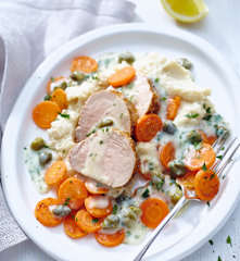 Schweinefilet mit Selleriepüree und Kapern-Zitronen-Sauce