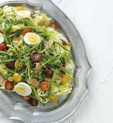 Tuna Nicoise with Raspberry Vinaigrette and Honey