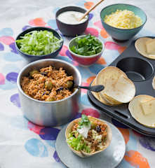 Chicken picadillo cups