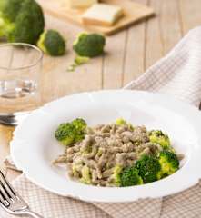 Spatzle di grano saraceno con Taleggio e broccoli