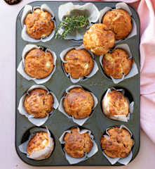 Muffins de tomates secos y queso