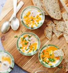 Œufs cocotte à la mimolette et aux champignons