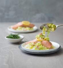 Braised cabbage and leek with steamed salmon