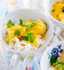 Curry z kurczakiem i mango