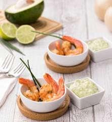 Gamberoni con avocado e yogurt